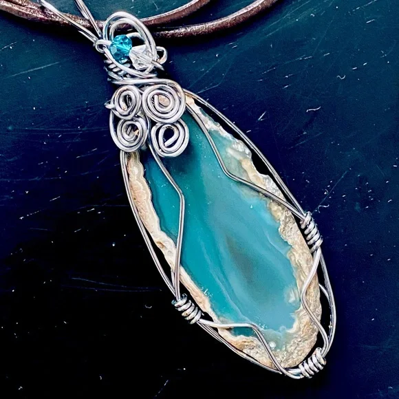 NWOT AGATE Necklace - Picture 1 of 3